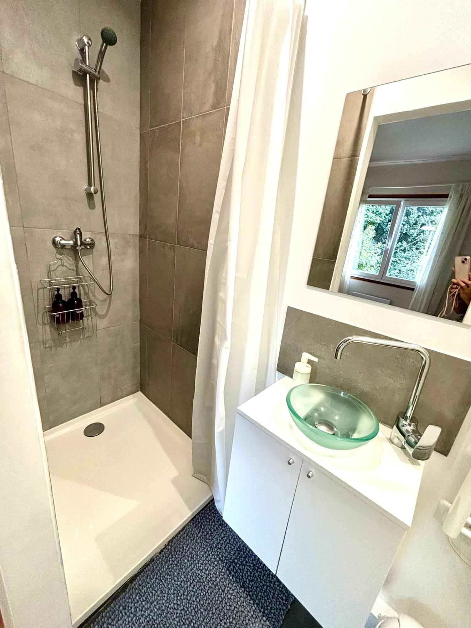 Grande Maison Tout Confort - 5 Chambres 5 Salles De Bain - Rer A - Paris - Disney Saint-Maur-des-Fossés エクステリア 写真